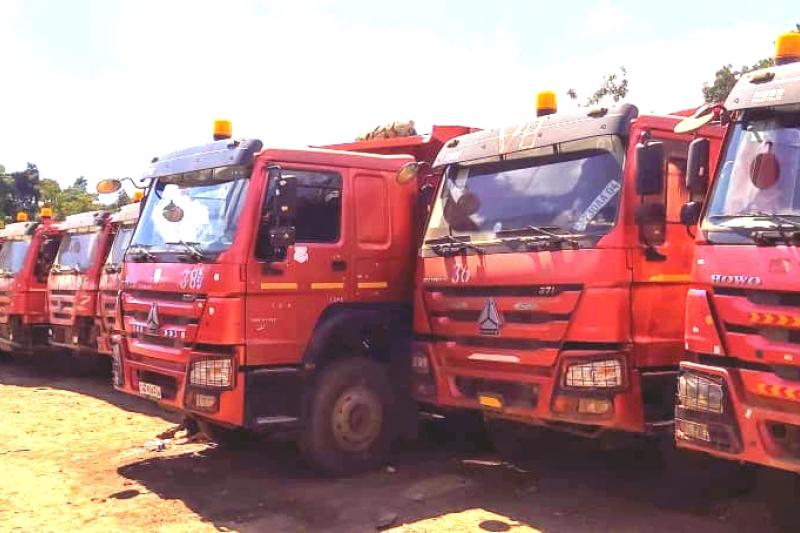 Camion au parking de la DGDA