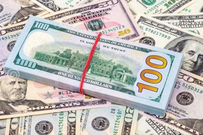 Dollars américain